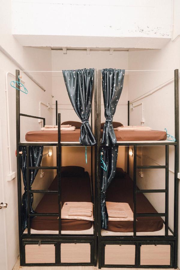 בנגקוק Liberta Hostel מראה חיצוני תמונה