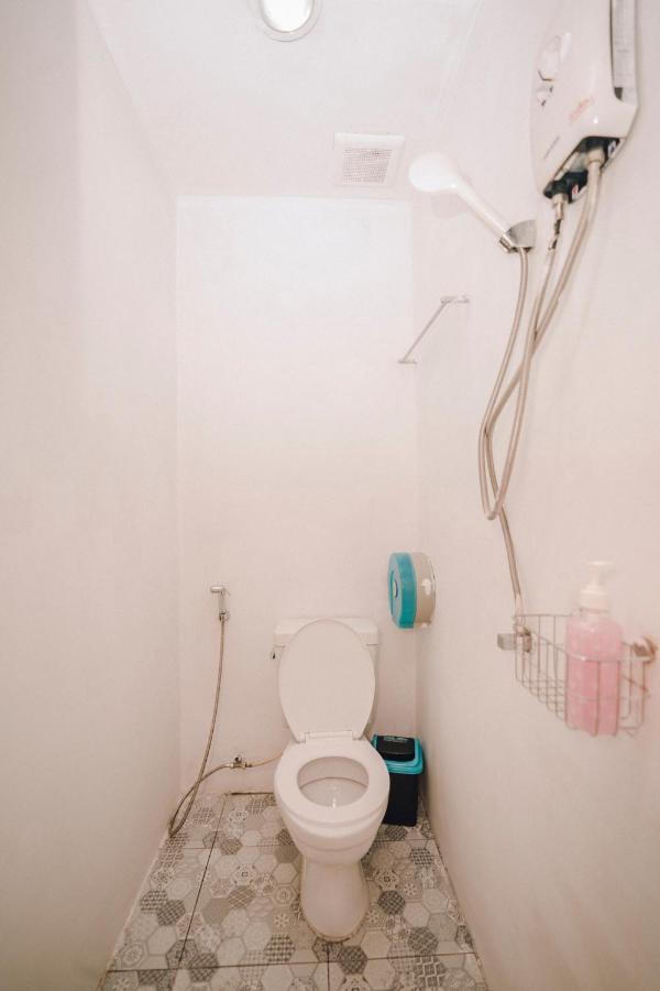 בנגקוק Liberta Hostel מראה חיצוני תמונה
