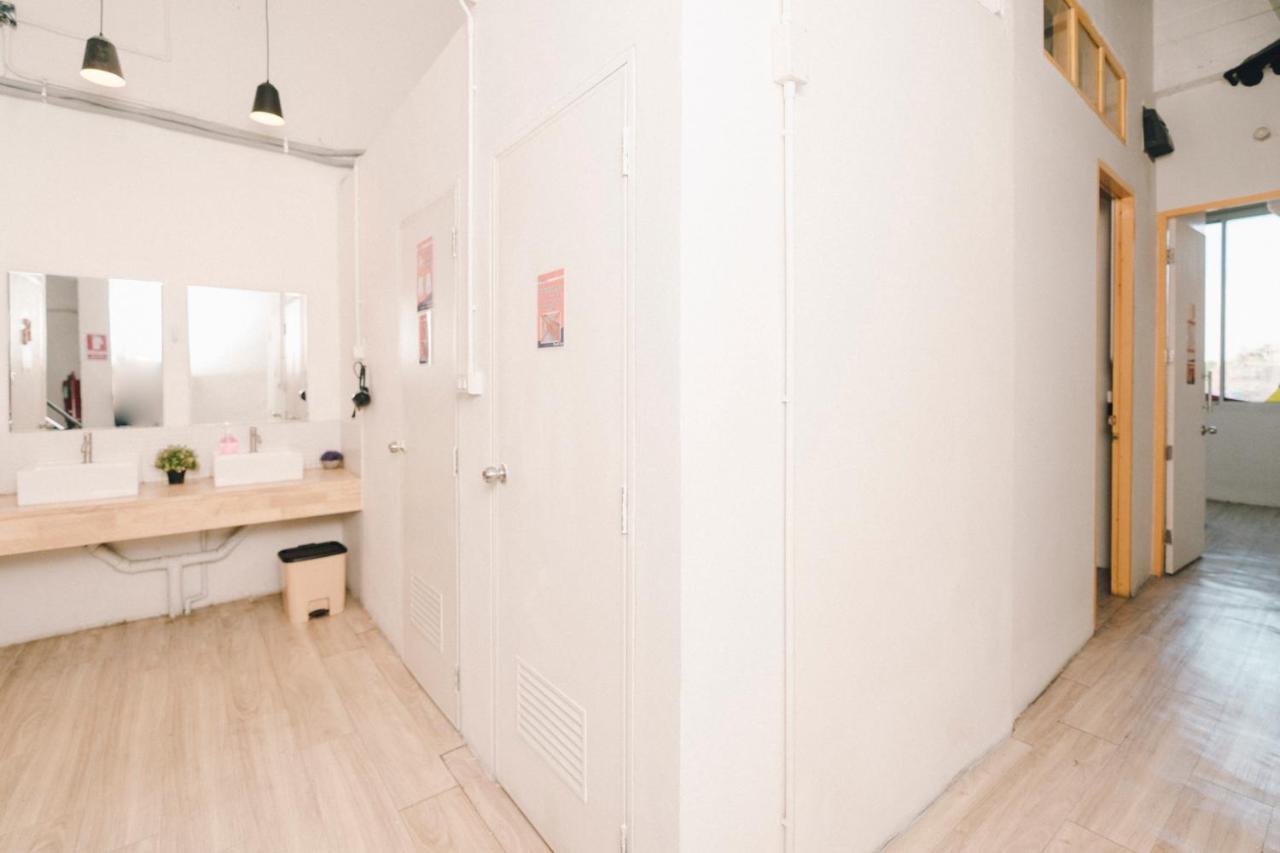 בנגקוק Liberta Hostel מראה חיצוני תמונה